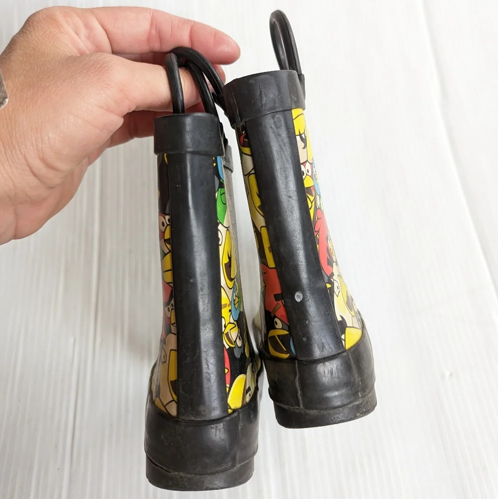 ANGRY BIRDS toddler rain boots size 5/6 unisex